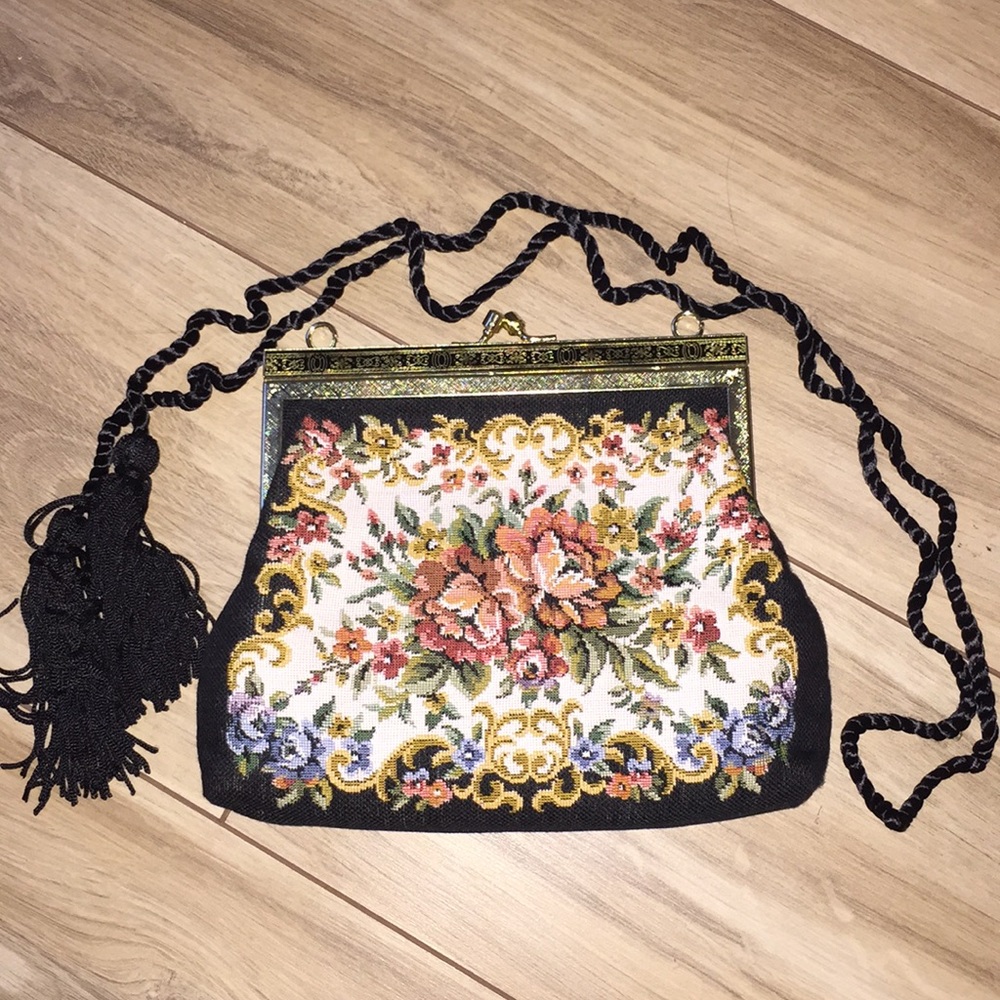 NWOT Vintage tapestry faux “petit point” mini bag